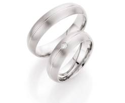 Titanium Trouwringen Diamant 07080