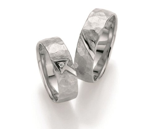 zilveren trouwring diamant cupido