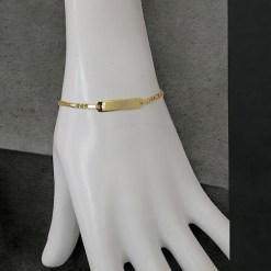 Alternative view of Gouden Kinderarmband Graveerplaat Figaro Gratis Graveren 15 cm 14 karaats