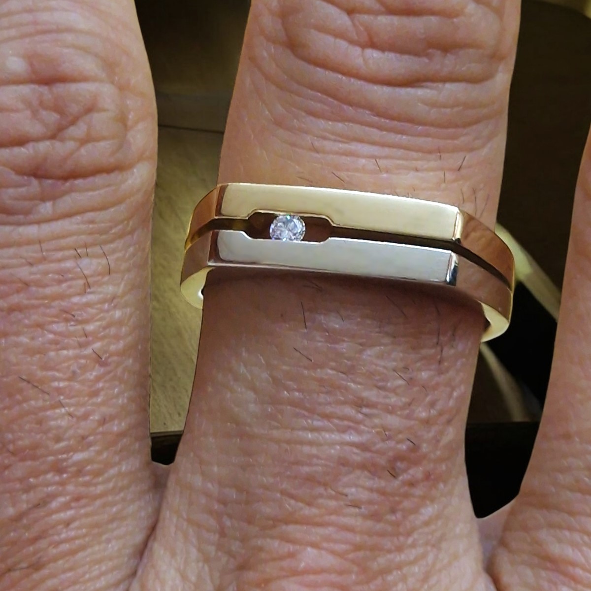 Gouden Herenring Zegelring Bicolor 0.05 ct Diamant 14 karaats 4 Gouden Herenring Zegelring Bicolor 0.05 ct Diamant 14 karaats - Afbeelding 2